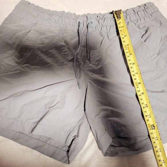 Hiking light MEC short - Picture 5 of 6